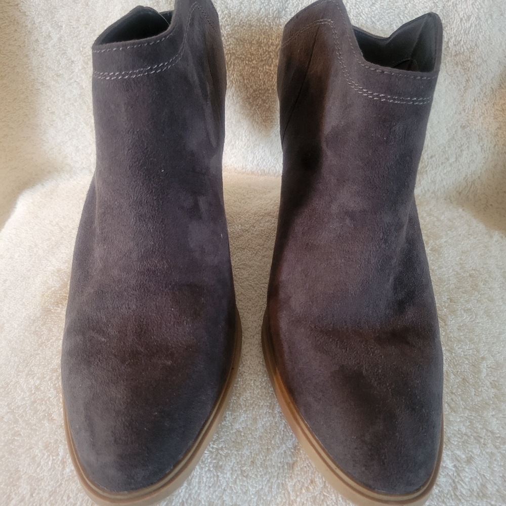 Gray slide on boots sz 11